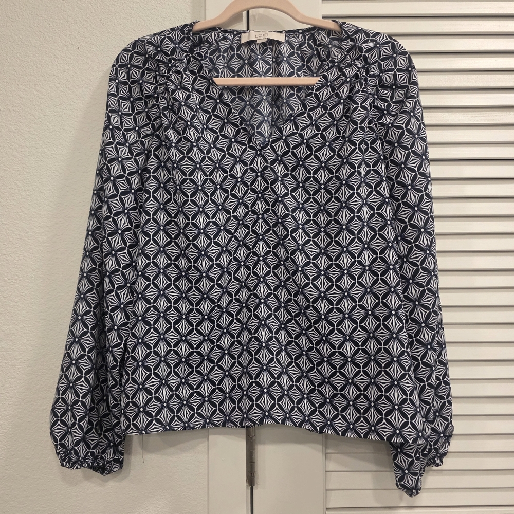 LOFT Split Neck Long Sleeve Geometric Blouse